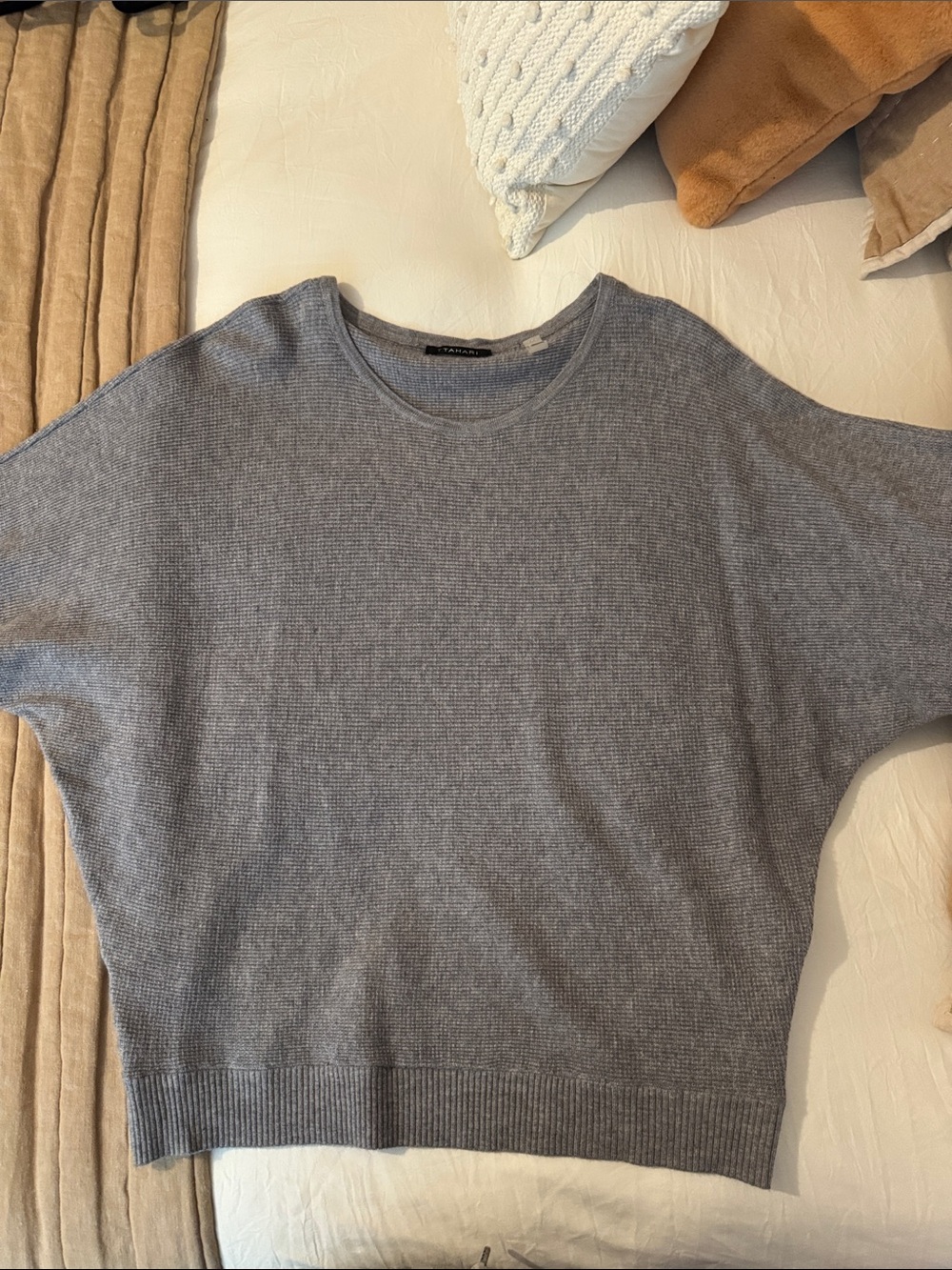 NWOT Tahari Gray Crewneck Bat Sleeve Sweater